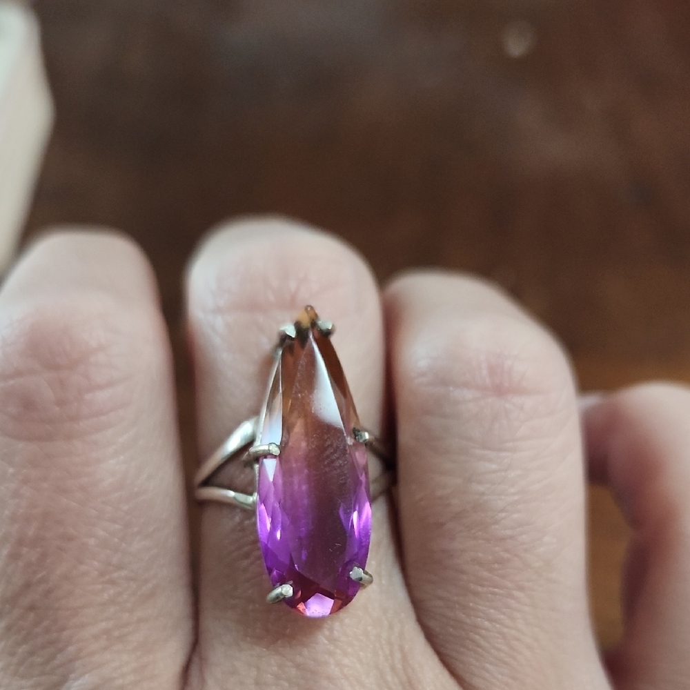 Elegant Purple Teardrop Ring